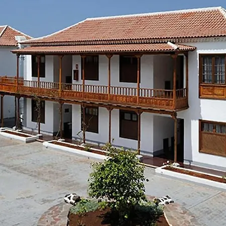 Ocean View-2 Bed-Sleeps 4-Pueblo Marinero Apartment Acantilado de los Gigantes