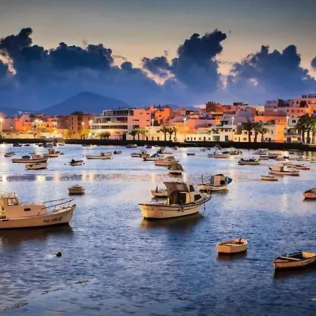 Ocean View-2 Bed-sleeps 4-pueblo Marinero Apartment Acantilado de los Gigantes